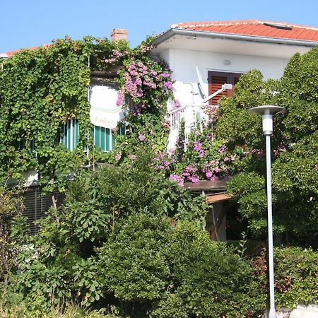 Apartments Petar - 6M From The Sea Barbat na Rabu Dış mekan fotoğraf